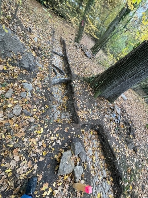 Untergrund an der Burgruine Bernsau